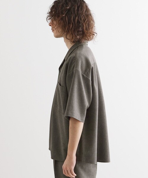 tk.TAKEO KIKUCHI（ティーケータケオキクチ）の「【セットアップ対応】テッククレープシャツ（シャツ/ブラウス・メンズ・チャコールグレー/ライトベージュ/ブラック・01/03/02）」の18枚目の写真