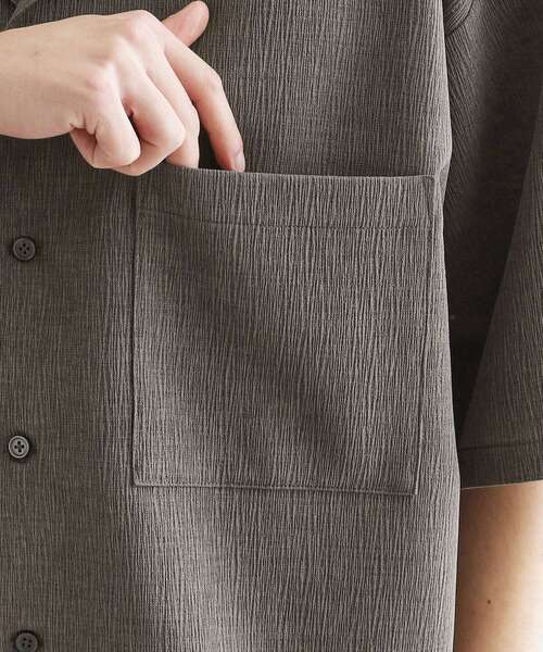 tk.TAKEO KIKUCHI（ティーケータケオキクチ）の「【セットアップ対応】テッククレープシャツ（シャツ/ブラウス・メンズ・チャコールグレー/ライトベージュ/ブラック・01/03/02）」の22枚目の写真