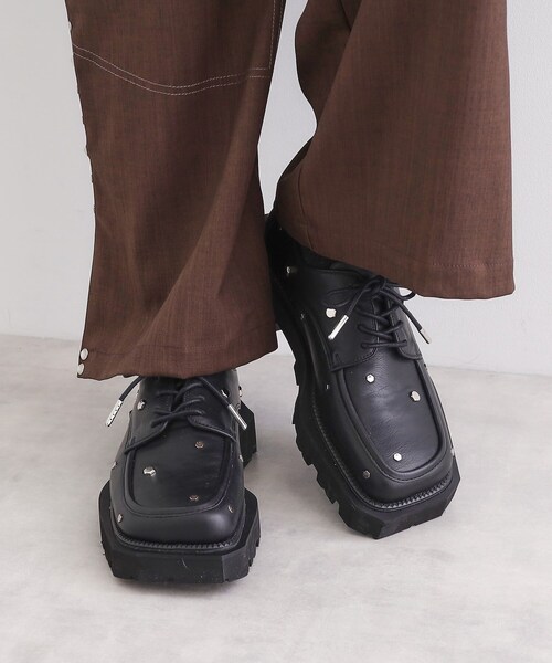tk.TAKEO KIKUCHI（ティーケータケオキクチ）の「スタッズスクエアシューズ（ドレスシューズ・メンズ・ブラック/ブラック系・75/55/65）」の14枚目の写真