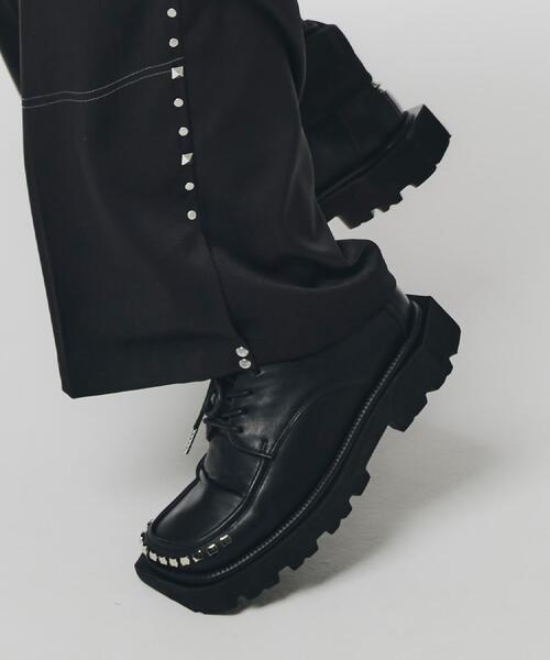 tk.TAKEO KIKUCHI（ティーケータケオキクチ）の「スタッズスクエアシューズ（ドレスシューズ・メンズ・ブラック/ブラック系・75/55/65）」の10枚目の写真