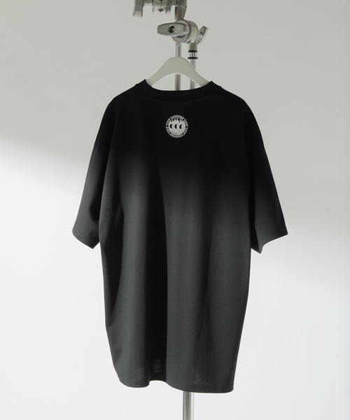 CITY COUNTRY CITY(シティーカントリーシティー)の「CITY COUNTRY CITY / シティーカントリーシティー COTTON T-SHIRTS DYKH?(Tシャツ/カットソー・メンズ・ブラック・MEDIUM/LARGE)」の11枚目の写真