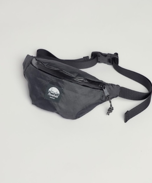 Flowfold(フローフォールド)の「【Flowfold/フローフォールド】FANNY PACK_SMALL/ファニーバッグ/ウエストポーチ(ボディバッグ/ウエストポーチ・メンズ・ブラック/パープル/ダークベージュ/ホワイト・フリー)」の12枚目の写真