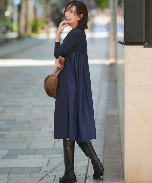 洗える/吊り干しOK】ヴィスコースストレッチ バックデザイン ニット