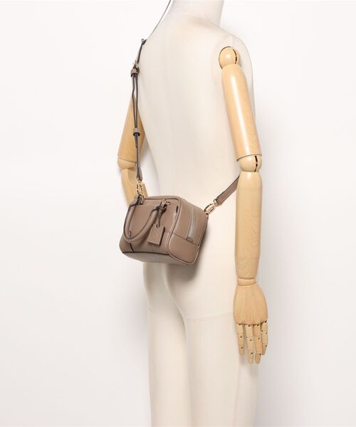 COLE HAAN（コールハーン）の「ビバリーミニサッチェル womens（ハンドバッグ・レディース・ベージュ・OSFA）」の8枚目の写真