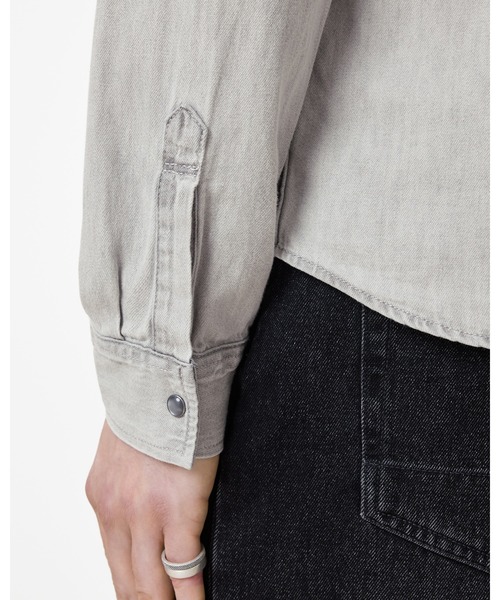 ALLSAINTS（オールセインツ）の「GLEASON PRESS STUD RAMSKULL DENIM SHIRT | GLEASON プレス スタッド ラムスカル デニム シャツ（シャツ/ブラウス・メンズ・グレー・S/M/L/XL/XS）」の7枚目の写真