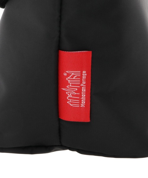 Manhattan Portage(マンハッタンポーテージ)の「NYLON MESSENGER BAG (XXS) FLIGHT NYLON BACKING BP W/DIV MGNT(メッセンジャーバッグ・メンズ・ブラック・X-SMALL)」の11枚目の写真
