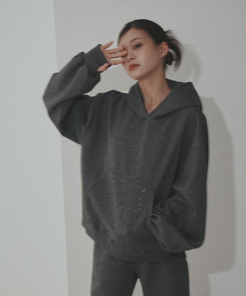 Lallana（ララーナ）の「Lame pullovers hoodie / ラメプル