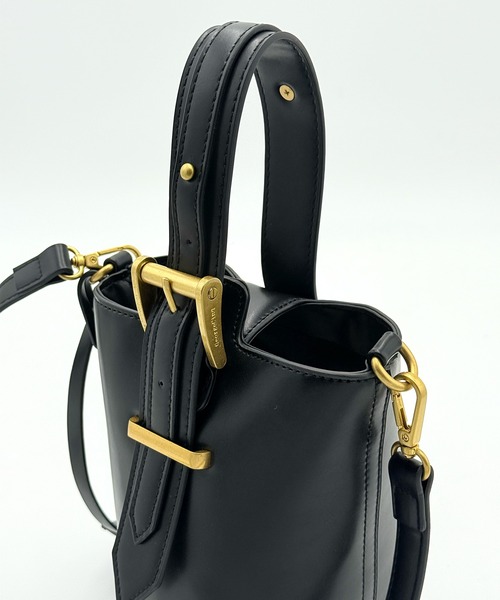 DRAW（ドロー）の「DRAW(ドロー) /ベルテッド バケット バッグ スモール（ショルダーバッグ・レディース・ブラック系/ブラック系1・FREE）」の14枚目の写真