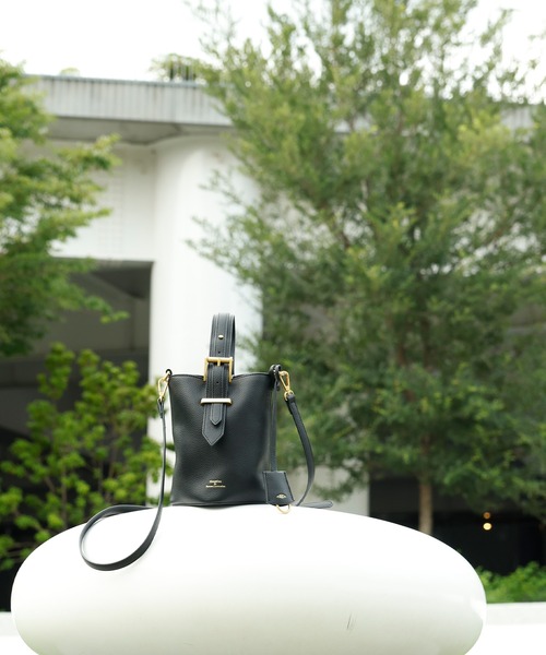 DRAW（ドロー）の「DRAW(ドロー) /ベルテッド バケット バッグ スモール（ショルダーバッグ・レディース・ブラック系/ブラック系1・FREE）」の15枚目の写真