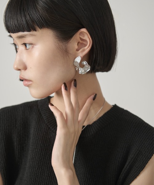 ラウンドピアス セール】ウェーブラウンドピアス（ピアス（両耳用））｜AIC.（エーアイ