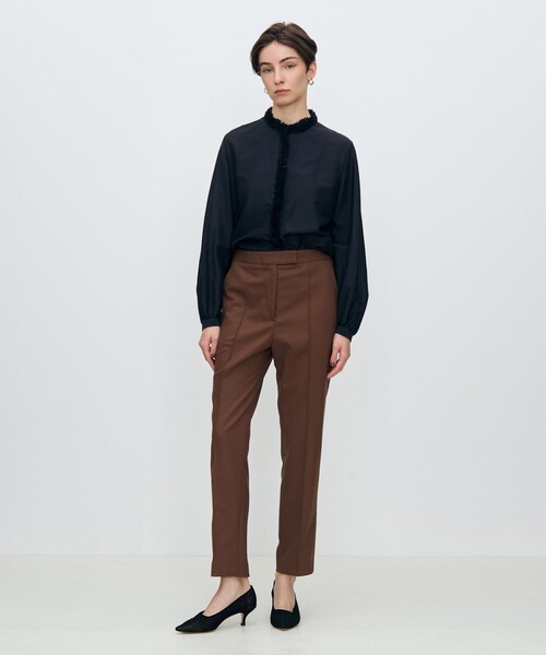 TOMORROWLAND collection（トゥモローランドコレクション）の「スーパーウールウィーブ ペンシルパンツ（その他パンツ・レディース・ブラウン/キャメル/チャコールグレー/ネイビー・36/34/32）」の5枚目の写真