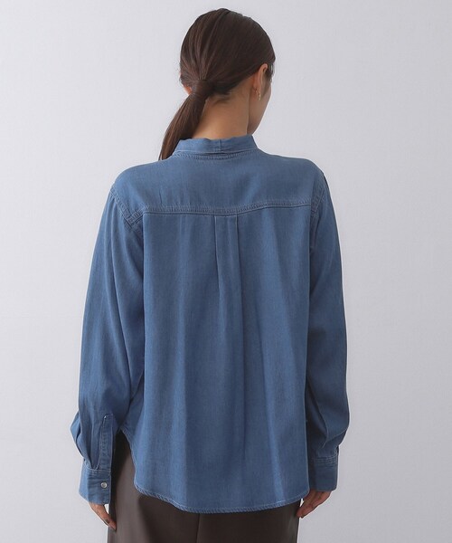 OPAQUE.CLIP（オペークドットクリップ）の「セルロース混デニムボウタイブラウス【洗濯機洗い可】（シャツ/ブラウス・レディース・ネイビー/ブルー・42/40/38）」の21枚目の写真