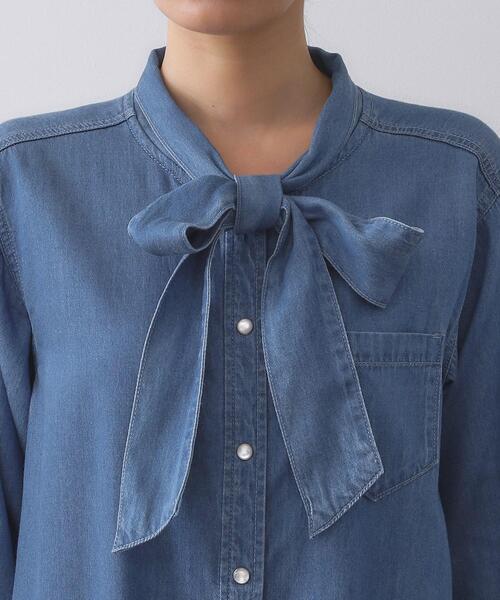 OPAQUE.CLIP（オペークドットクリップ）の「セルロース混デニムボウタイブラウス【洗濯機洗い可】（シャツ/ブラウス・レディース・ネイビー/ブルー・42/40/38）」の22枚目の写真