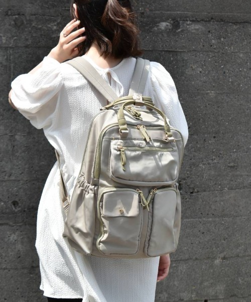 Bleu Bleuet(ブルーブルーエ)の「デザイン2WAYササットリュック(バックパック/リュック・レディース・ブラック/オリーブ/チャコール・FREE)」の3枚目の写真