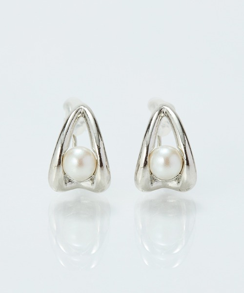 Phoebe（フィービィー）の「【痛くないシリーズ/金属アレルギー対応】ドロップパールライトフィットイヤリング（イヤリング・レディース・イエローゴールド/シルバー/シャンパン・FREE）」の16枚目の写真