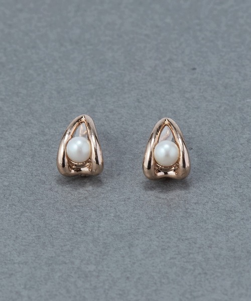 Phoebe（フィービィー）の「【痛くないシリーズ/金属アレルギー対応】ドロップパールライトフィットイヤリング（イヤリング・レディース・イエローゴールド/シルバー/シャンパン・FREE）」の4枚目の写真