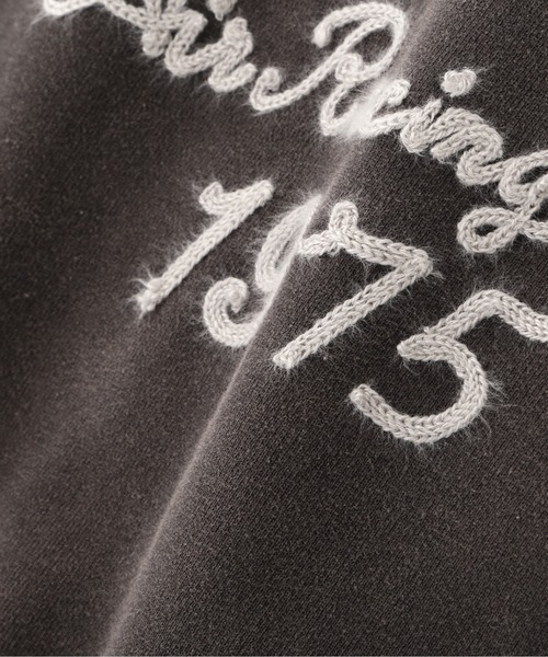 AVIREX（アヴィレックス）の「《A.A.R.C》EMB CREWNECK SWEAT / 刺繍クルーネック スウェット / AVIREX / アヴィレックス（スウェット・メンズ・ピンク/ライトグレー/チャコール・MEDIUM/X-LARGE/XX-LARGE/LARGE）」の9枚目の写真