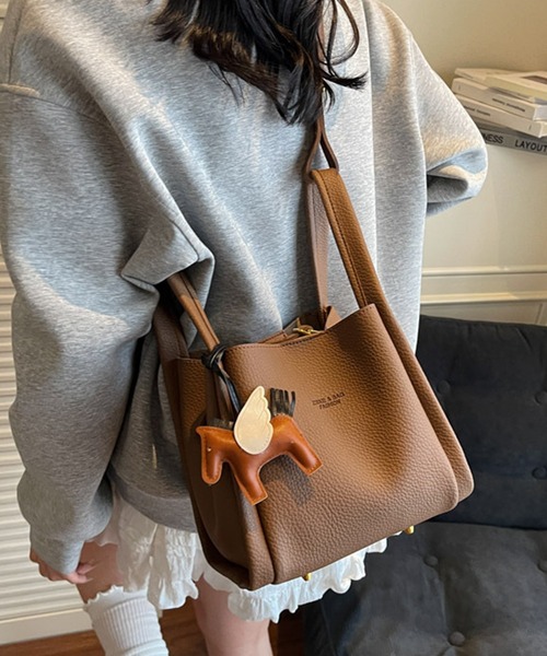 c.u.l（シーユーエル）の「バケツ型 ハンド ショルダーバッグ cula1293（ショルダーバッグ・レディース・レッド/ピンク/ブラウン/ブルー/イエロー/ベージュ/アイボリー/ブラック・FREE）」の22枚目の写真
