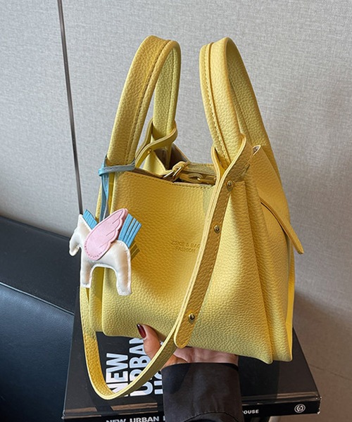 c.u.l（シーユーエル）の「バケツ型 ハンド ショルダーバッグ cula1293（ショルダーバッグ・レディース・レッド/ピンク/ブラウン/ブルー/イエロー/ベージュ/アイボリー/ブラック・FREE）」の11枚目の写真