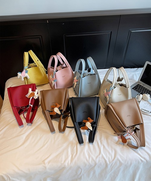 c.u.l（シーユーエル）の「バケツ型 ハンド ショルダーバッグ cula1293（ショルダーバッグ・レディース・レッド/ピンク/ブラウン/ブルー/イエロー/ベージュ/アイボリー/ブラック・FREE）」の19枚目の写真