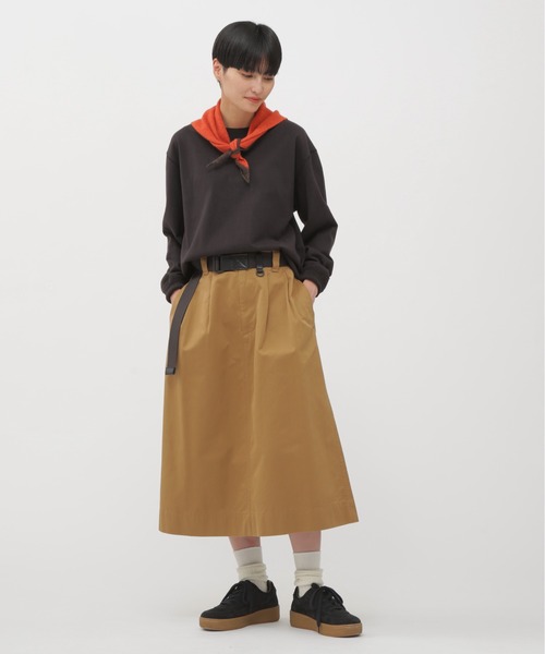 MHL.（エムエイチエル）の「LIGHT DENSED COTTON JERSEY TOP（Tシャツ/カットソー・レディース・グリーン系その他7/ホワイト系その他3/グレー系その他4・2）」の11枚目の写真