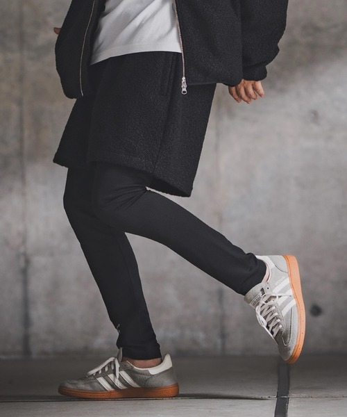 GLIMCLAP(グリムクラップ)の「mp14144-Poodle Faux Fur Shorts ショートパンツ(192-063-gla-cf)(その他パンツ・メンズ・ブラック系その他/キャメル/チャコール・S/M/L)」の2枚目の写真