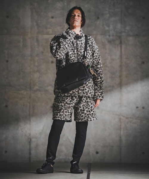 GLIMCLAP(グリムクラップ)の「mp14144-Poodle Faux Fur Shorts ショートパンツ(192-063-gla-cf)(その他パンツ・メンズ・ブラック系その他/キャメル/チャコール・S/M/L)」の22枚目の写真