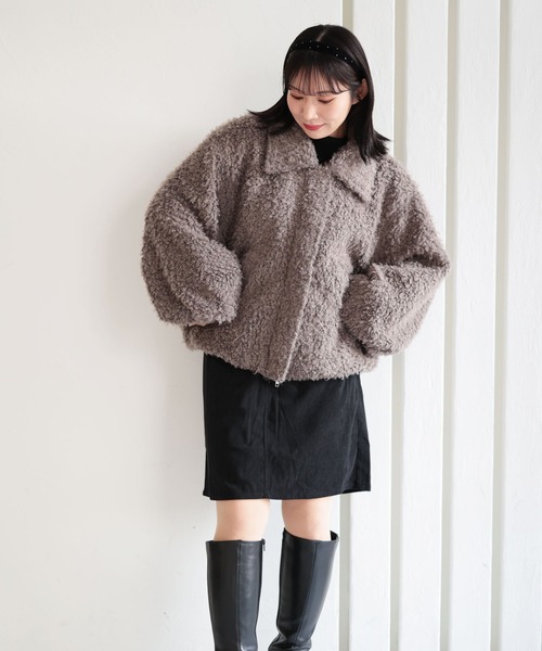 Ruwan yu(ルワンユー)の「ショートボアジャケット【大きいサイズ対応】(ブルゾン・レディース・グレー/ベージュ・LL/L/4L/3L)」の19枚目の写真
