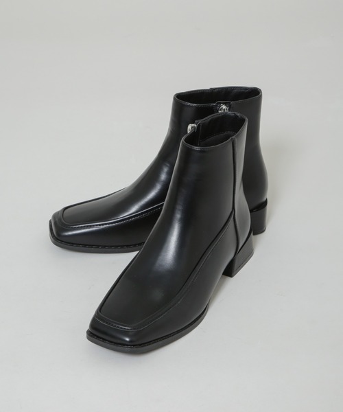 美品ninamounah 最終値下げ 名作 スクエアトゥ スクエアトゥブーツ スクエアトゥ フラット ブーツ