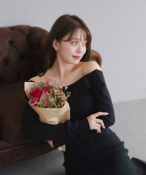 fupel(フぺル)の「back open hem gather knit onepiece / バックオープンヘムギャザーニットワンピース(ワンピース・レディース・アイボリー/ブラック・FREE)」の11枚目の写真
