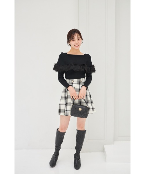 tocco closet(トッコ クローゼット)の「インナーパンツ付きゴールド釦チェックミニスカート(スカート・レディース・アイボリー/ブラック・M)」の3枚目の写真