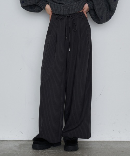 RAY CASSIN（レイカズン）の「スラックスイージーパンツ（スラックス・レディース・グレー系その他2/ネイビー/ブラウン・FREE）」の2枚目の写真