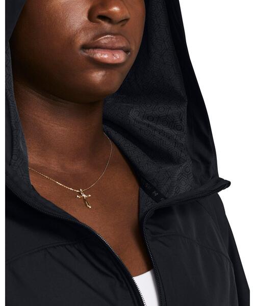 UNDER ARMOUR(アンダーアーマー)の「UAラッシュ ウーブン フルジップ オーバーサイズド フーディド ジャケット(トレーニング/レディース)(その他アウター・レディース・ブラック・S/M)」の4枚目の写真