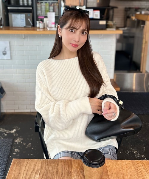 KOBE LETTUCE（コウベレタス）の「［ 岡部あゆみさんコラボ ］ローゲージニットプルオーバー（ニット/セーター・レディース・オフホワイト/ピンク/レッド/ブルー系/チャコール・M）」の6枚目の写真