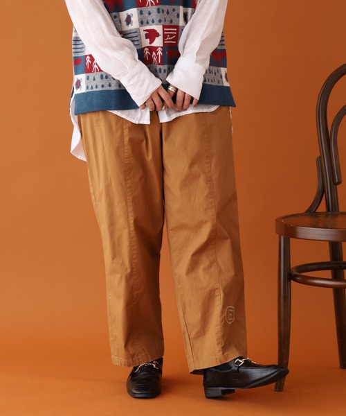 Emago(イマゴ)の「EMAGO ロゴ刺繍テーパードパンツ(その他パンツ・レディース・ブラウン/カーキ/ネイビー・FREE)」の13枚目の写真