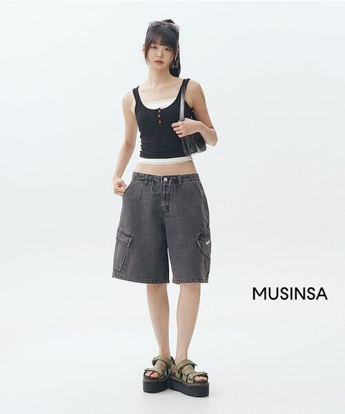 RONRON(ロンロン)の「HEART POCKET CARGO DENIM SHORT PANTS GREY BLACK(その他パンツ・レディース・その他・FREE)」の7枚目の写真