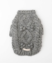 moncheri（モンシェリ）の「ケーブルポンポンドロップショルダーニット（愛犬ちゃん用）（ペットウェア）」