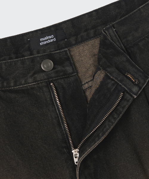 MUSINSA STANDARD（ムシンサスタンダード）の「ビッグブラシワンタックバミューダデニムパンツ[イエローブラック]（デニムパンツ・メンズ・その他・26/27/28/29/30/40/31/32/33/34/36/38/42）」の4枚目の写真