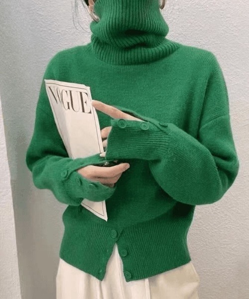 Beststore(ベストストア)の「【秋冬】ハイネック タートルボタン ニットセーター トップス(ニット/セーター・レディース・ブラック/カーキ/グレー/ホワイト/グリーン/キャメル/ベージュ/パープル/ブラウン・FREE)」の7枚目の写真