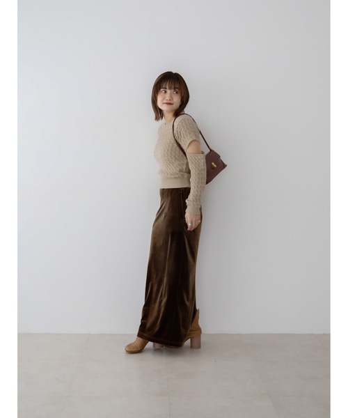 Katrin TOKYO(カトリーントーキョー)の「slit cable knit(ニット/セーター・レディース・ブラック/ベージュ/ライトオレンジ系・FREE/XS)」の20枚目の写真