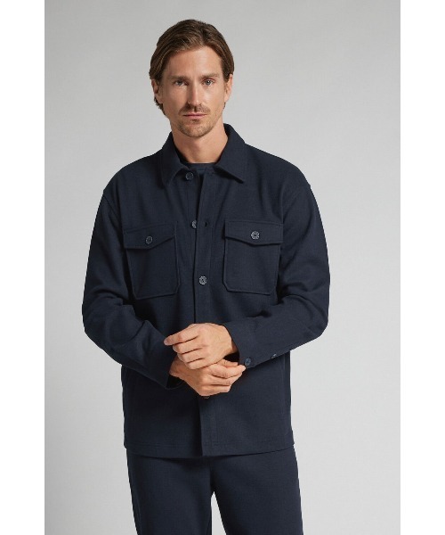 Intimissimi(インティミッシミ)の「フェルト調ファブリック ボタン付き オーバーシャツ ジャケット(シャツ/ブラウス・メンズ・ダークグレー/ダークブルー・M/L)」の11枚目の写真