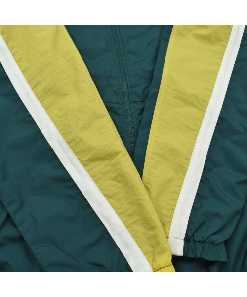 NIKE（ナイキ）の「【USED】90’s NIKE ナイロン トラックジャケット（ナイロンジャケット・メンズ・グリーン・X-LARGE）」の10枚目の写真