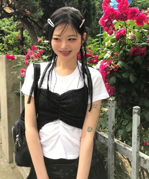 FLAREUP(フレアアップ)の「Bustier Layered T-Shirt (FL-122_Black&Charcoal)(Tシャツ/カットソー・レディース・チャコールグレー×ブラック・OS)」の19枚目の写真
