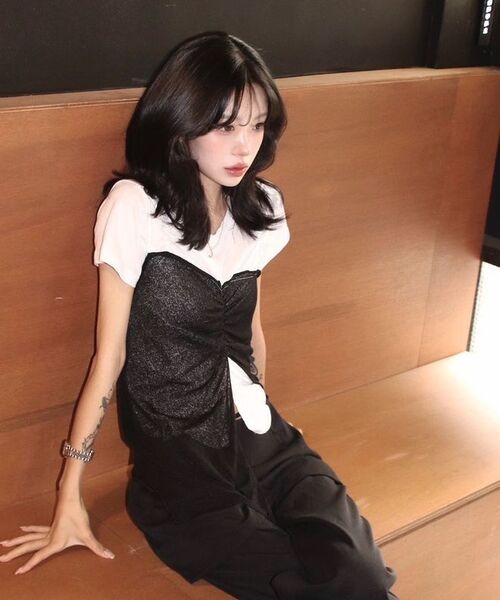 FLAREUP(フレアアップ)の「Bustier Layered T-Shirt (FL-122_Black&Charcoal)(Tシャツ/カットソー・レディース・チャコールグレー×ブラック・OS)」の13枚目の写真