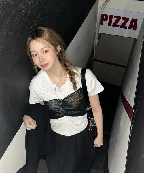 FLAREUP(フレアアップ)の「Bustier Layered T-Shirt (FL-122_Black&Charcoal)(Tシャツ/カットソー・レディース・チャコールグレー×ブラック・OS)」の16枚目の写真