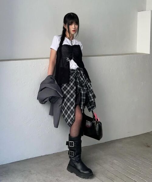 FLAREUP(フレアアップ)の「Bustier Layered T-Shirt (FL-122_Black&Charcoal)(Tシャツ/カットソー・レディース・チャコールグレー×ブラック・OS)」の10枚目の写真
