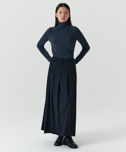 LEVAR(レバー)の「Classic Belt Pleats Maxi Skirt - Navy Stripe(スカート・レディース・その他・SMALL/MEDIUM)」の3枚目の写真