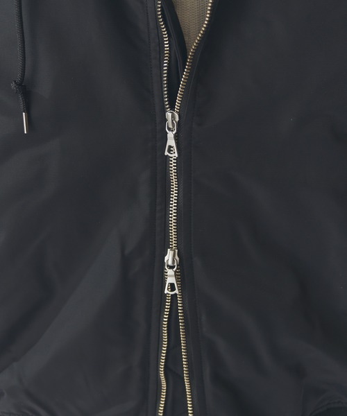 Lui's（ルイス）の「フーデッドボンバーブルゾン（ブルゾン・メンズ・ブラック/ダークグリーン・M/S）」の9枚目の写真