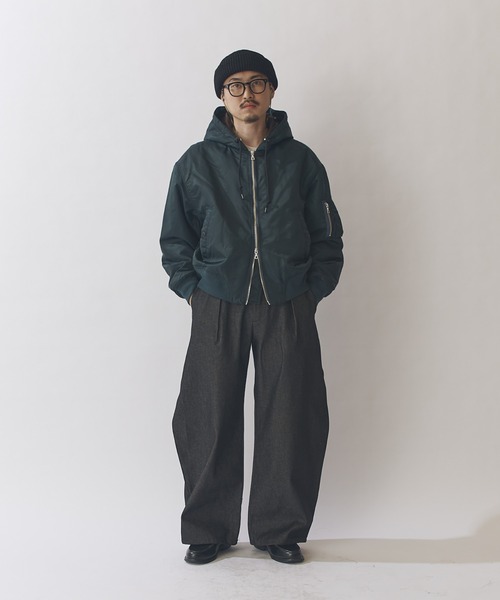 Lui's（ルイス）の「フーデッドボンバーブルゾン（ブルゾン・メンズ・ブラック/ダークグリーン・M/S）」の15枚目の写真