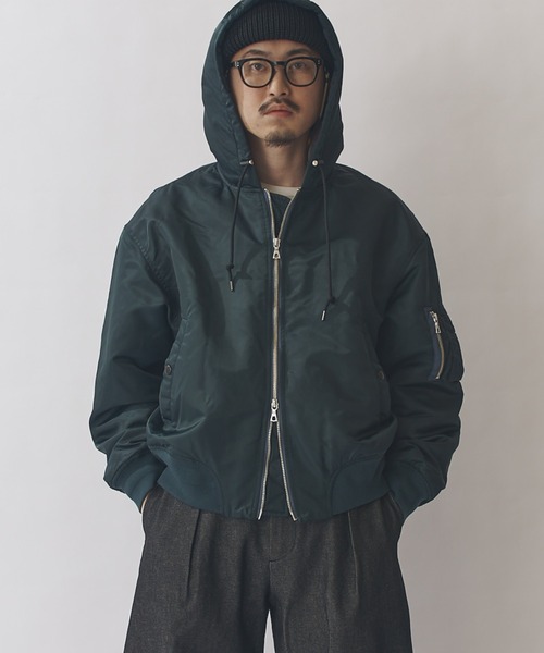 Lui's（ルイス）の「フーデッドボンバーブルゾン（ブルゾン・メンズ・ブラック/ダークグリーン・M/S）」の11枚目の写真